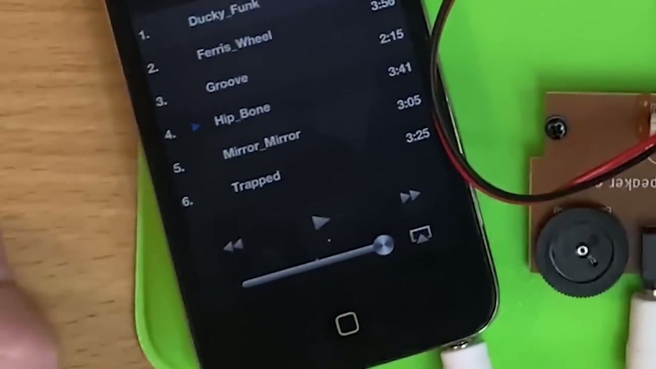 I found the worst iPod dock. thumbnail
